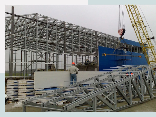 Строительство заводов в Ревде