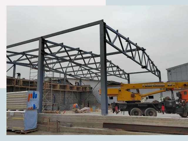 Строительство цехов в Ревде